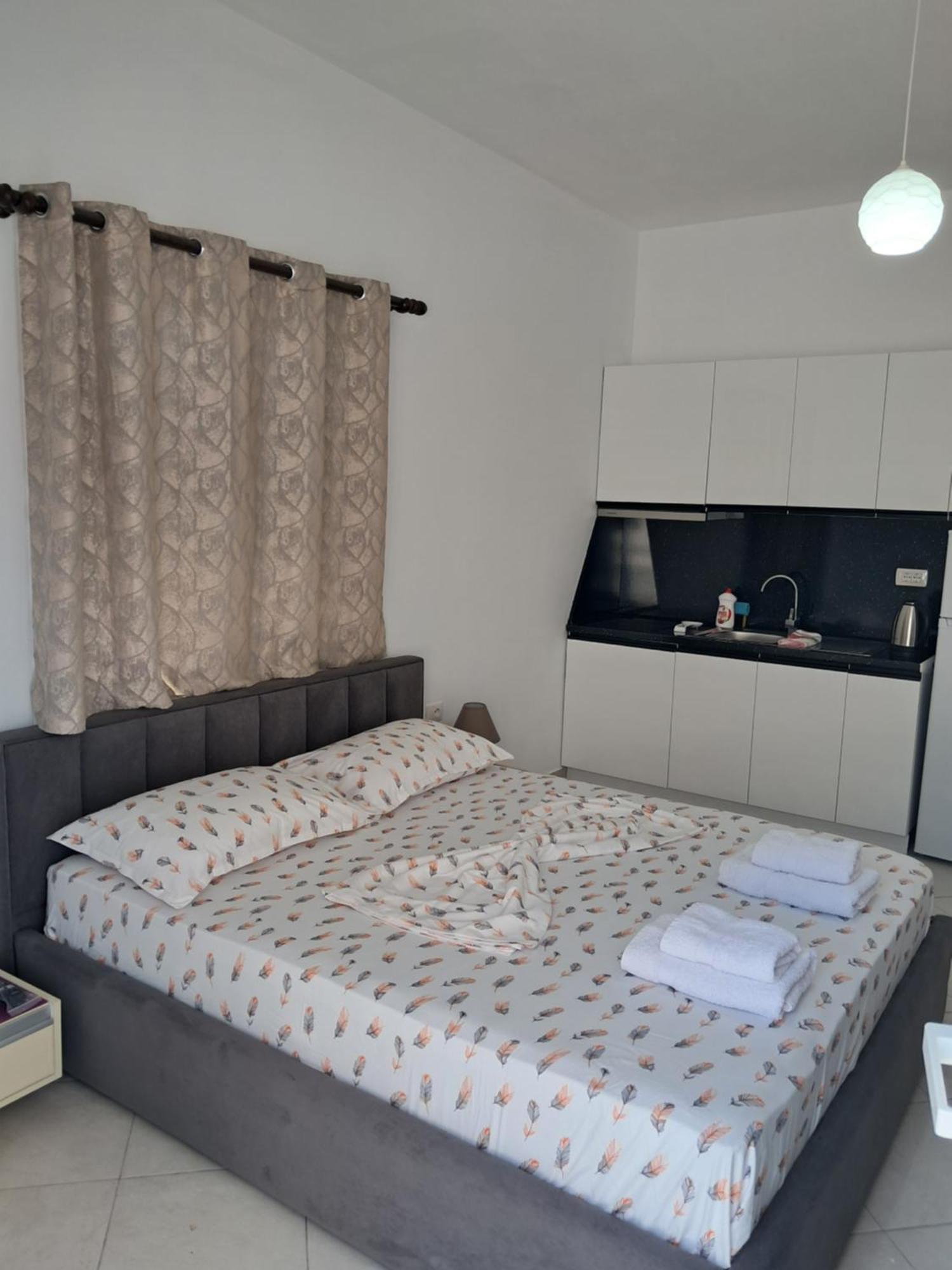 Appartement Hysesani *